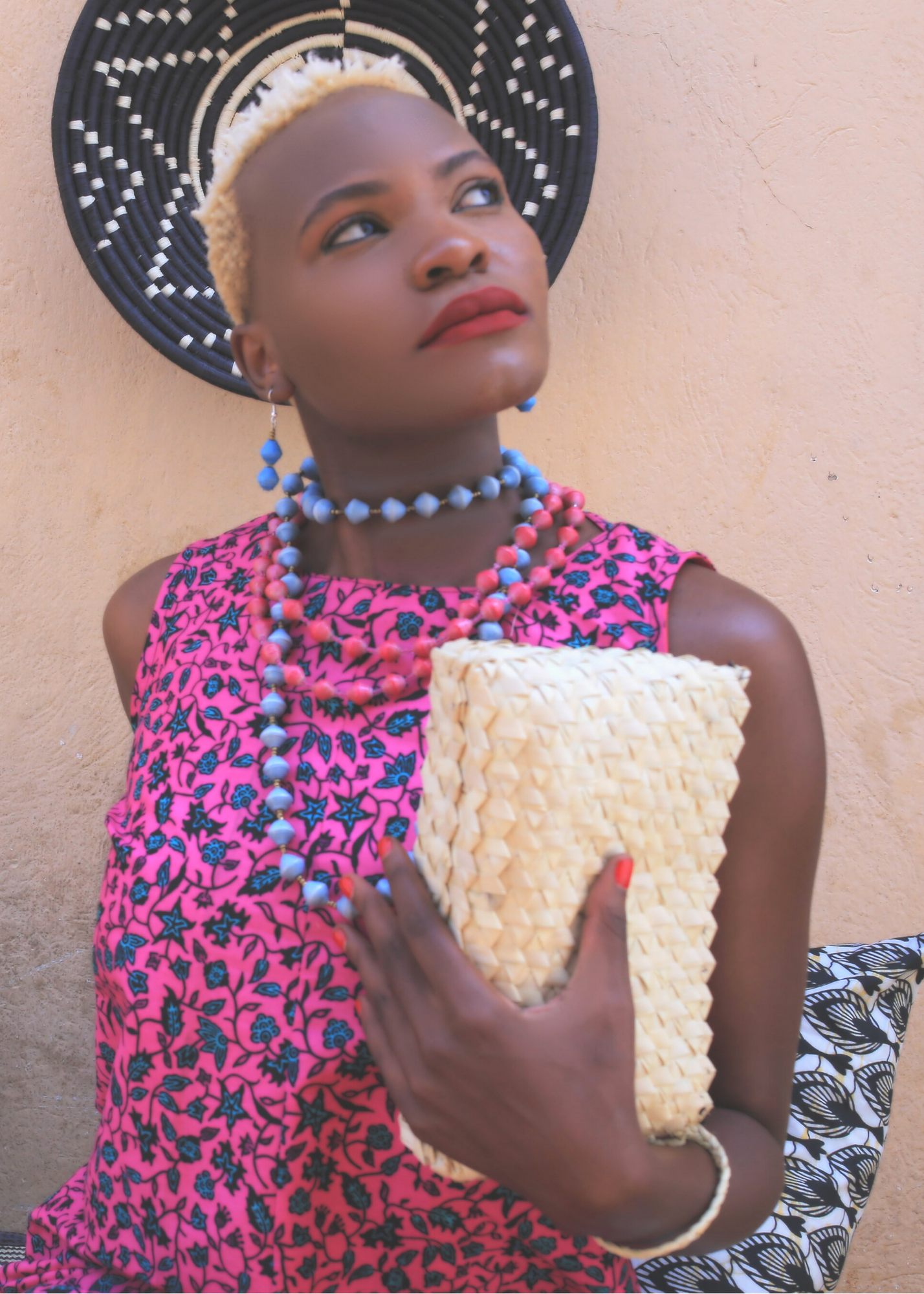 Large woven clutch