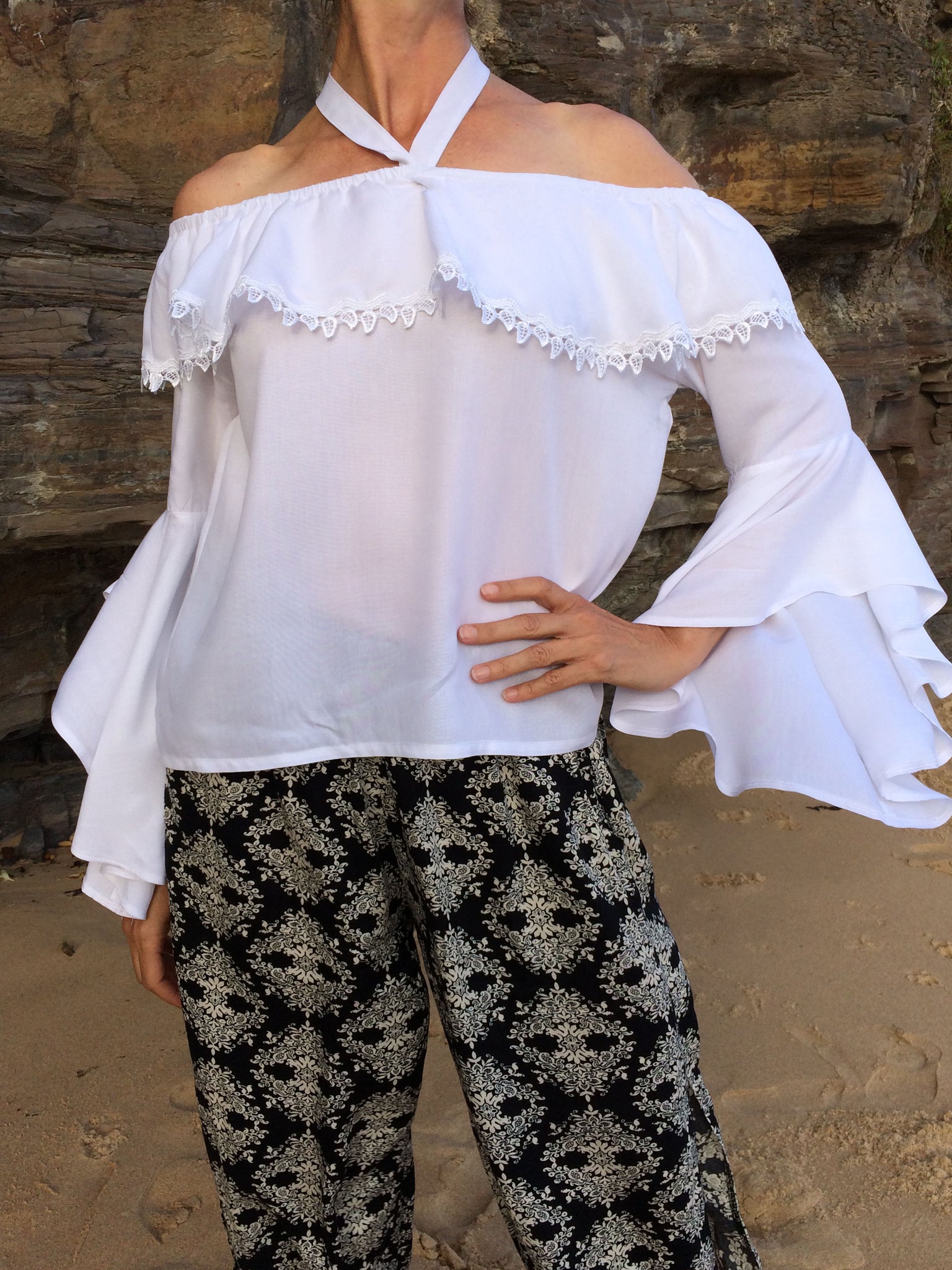 Alyria Top White with Lace