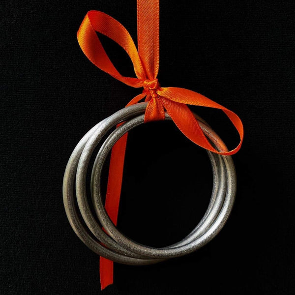 Classic LoveBOMB Bangle - in 3 sizes