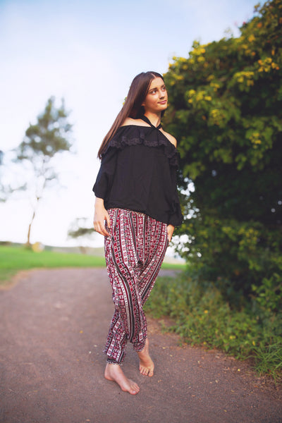 Alyria Top Black with Lace